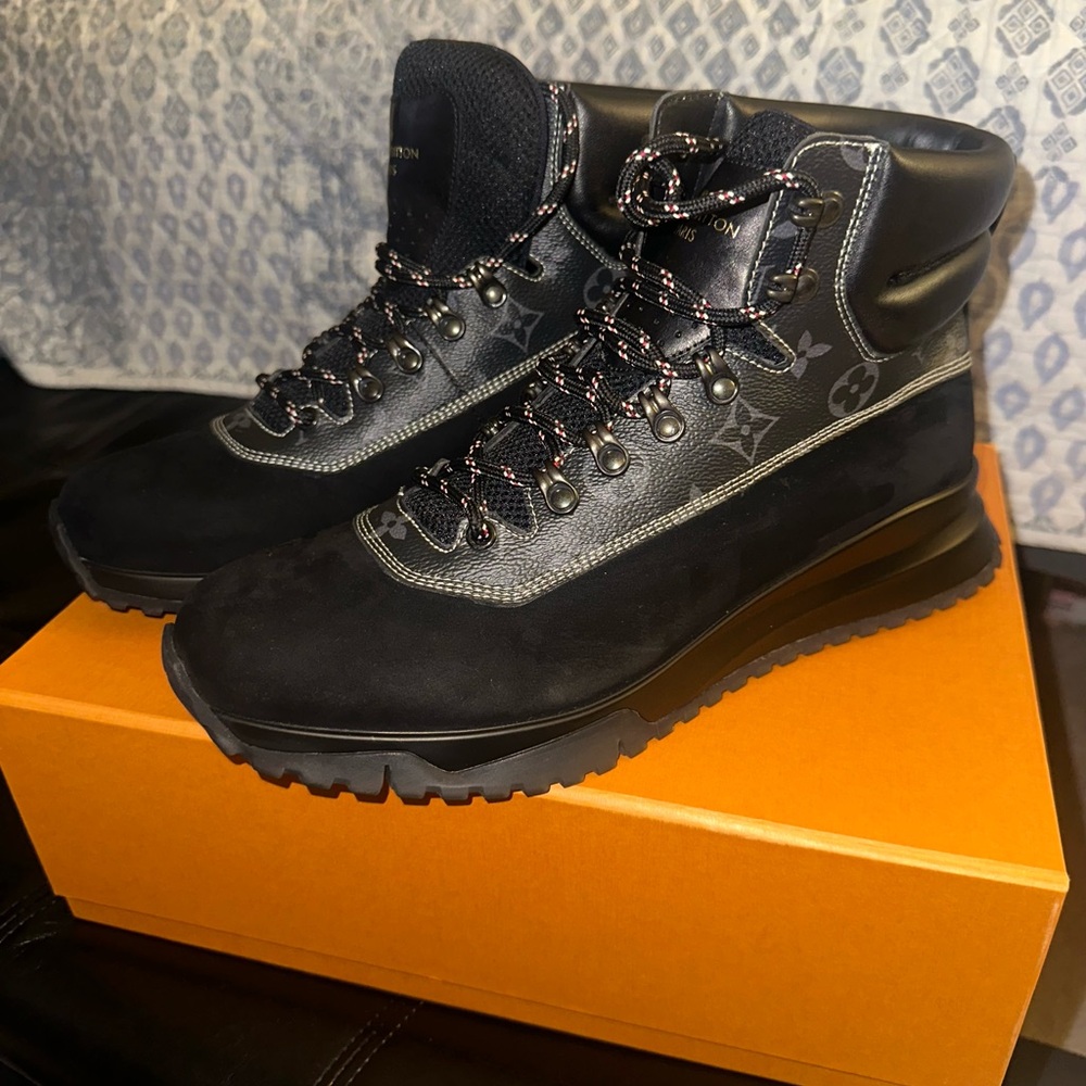 New Mens Louis Vuitton Canyon Trail Monogram Boot Authentic